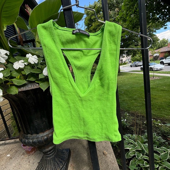 Zara neon green tank top. - Picture 1 of 2